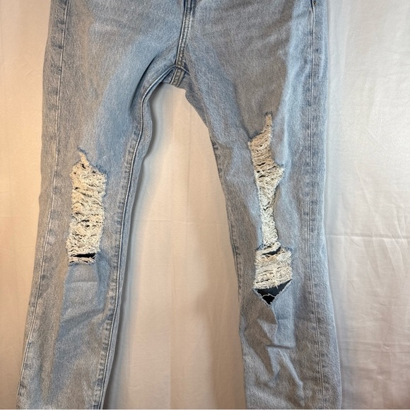 Levi's Light Blue Distressed Straight Leg Jeans Size 25 Preowned - Picture 4 of 11